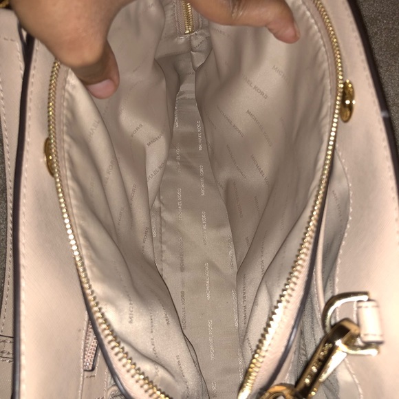 Michael Kors Medium Savannah - Picture 6 of 7